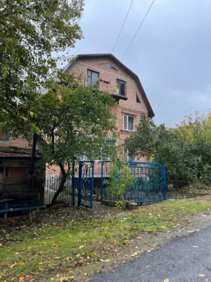 продаж приватного будинку