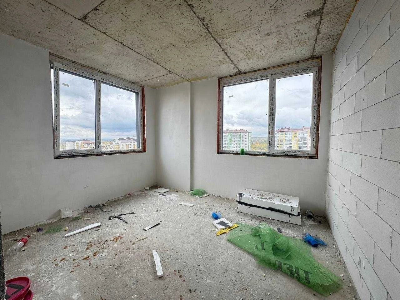 Spacious two-level apartment 108 sq m! $590 per sq m
