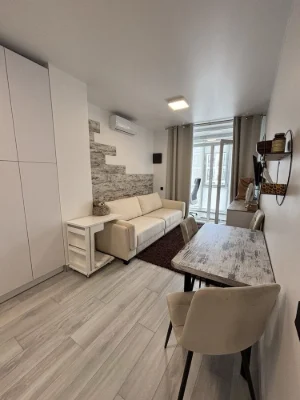 Продається квартира 1-кімнатна, B4/газ/ Ужгород