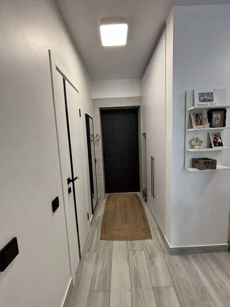 Продається квартира 1-кімнатна, B4/газ/ Ужгород