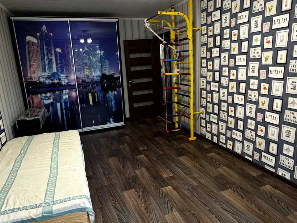 Apartment. Kharkiv, Ruslana Plokhodka St.