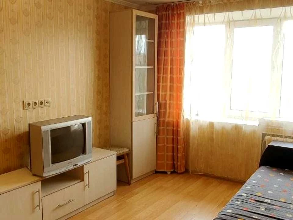 Apartment. Borshachivska st, Kyiv