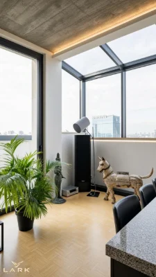 Exclusive penthouse with terrace for sale in the AuRoom complex | Center