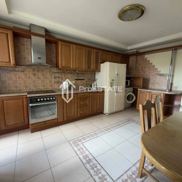 For Sale: 2-bedroom apartment, Bratislavska st, 7, Дніprovsky, Kyiv