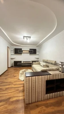 Продаж 2-кімнатній квартири в чеському плануванні