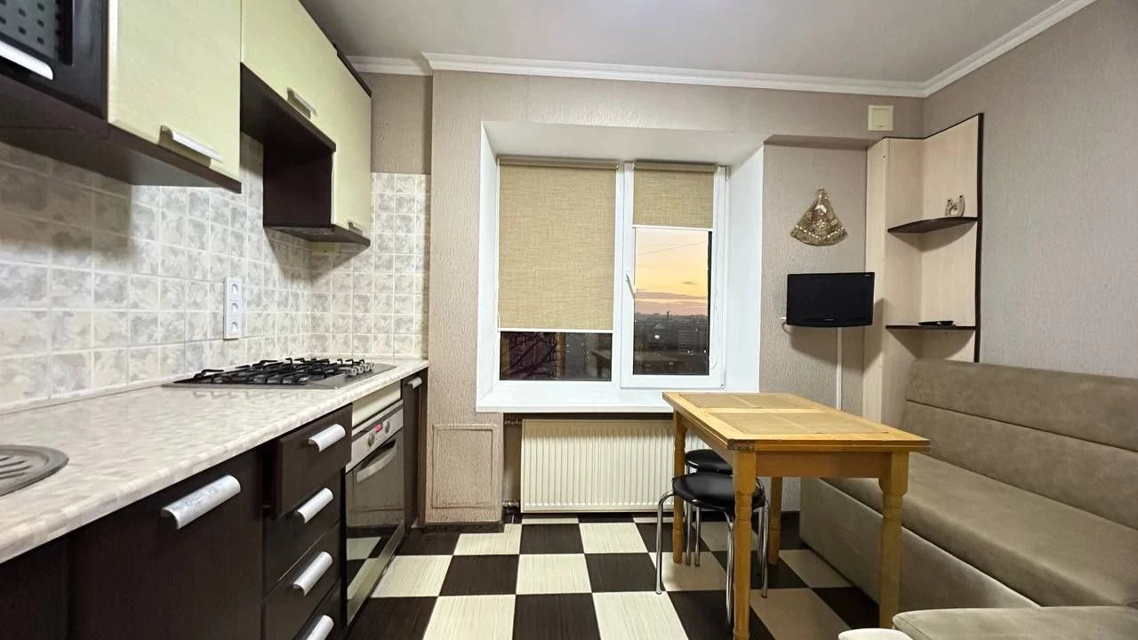 Продаж 2-кімнатній квартири в чеському плануванні