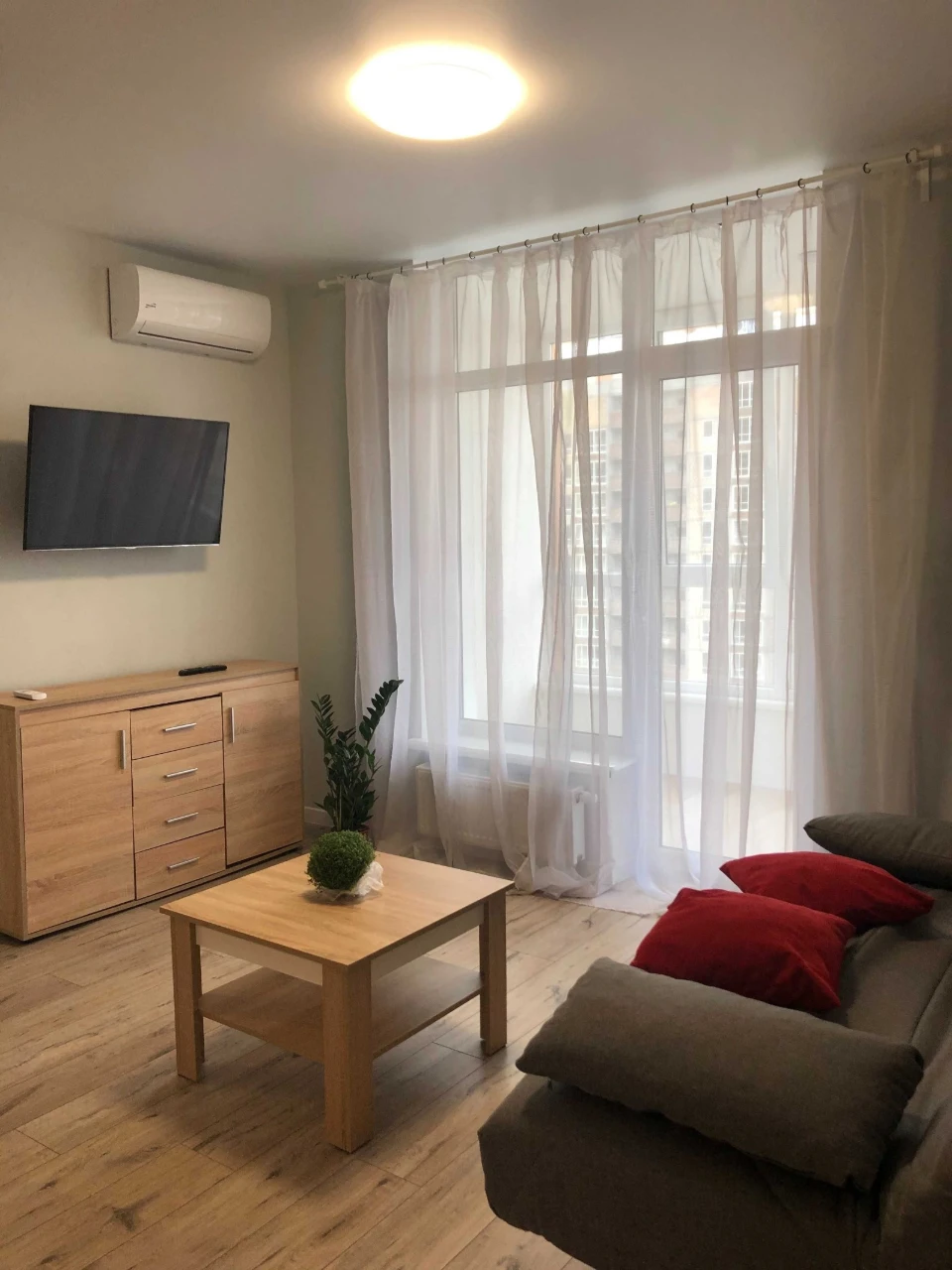 Без коміссії. ЖК Нівки Парк. Оренда 1к квартири. 50 м2. Метр
