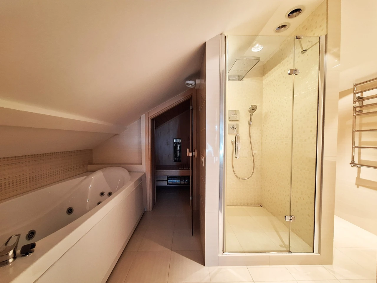 Оренда 2-кімнатної квартири 160 м², Регенераторна вул., 4, к