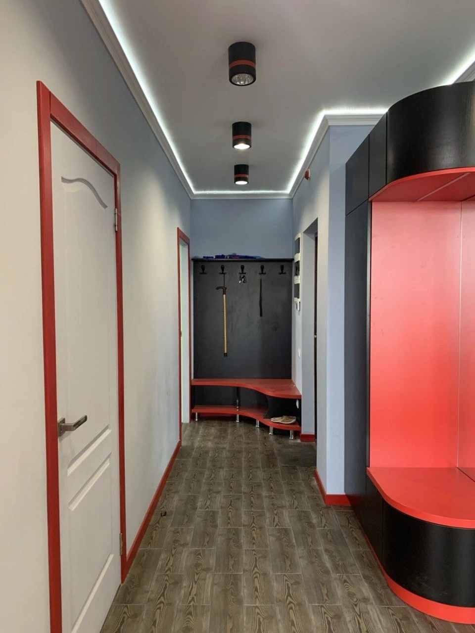 Продаж квартири з видом, 3 кімнати, 71.9 м² в ЖК