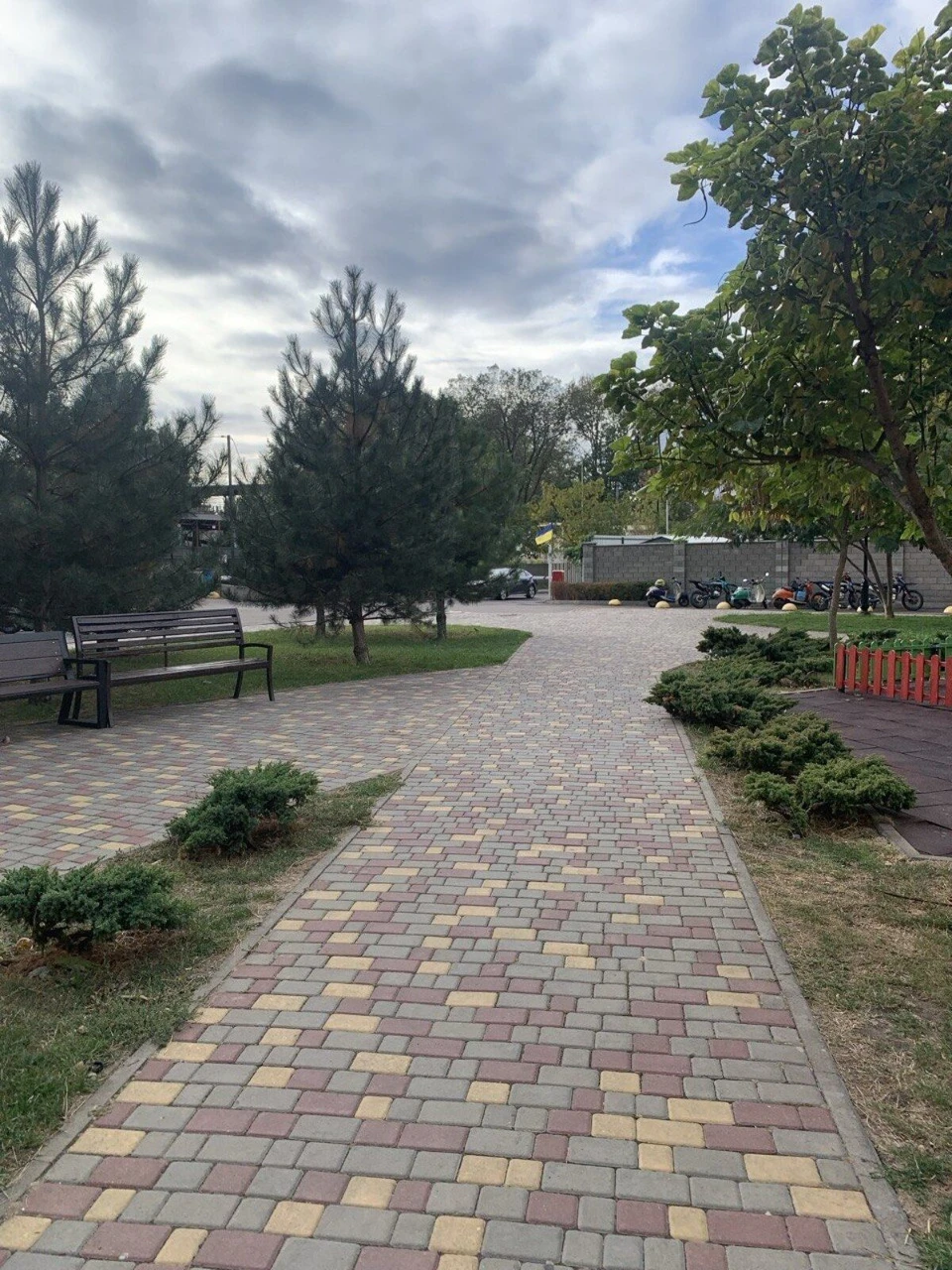 Продаж квартири з видом, 3 кімнати, 71.9 м² в ЖК