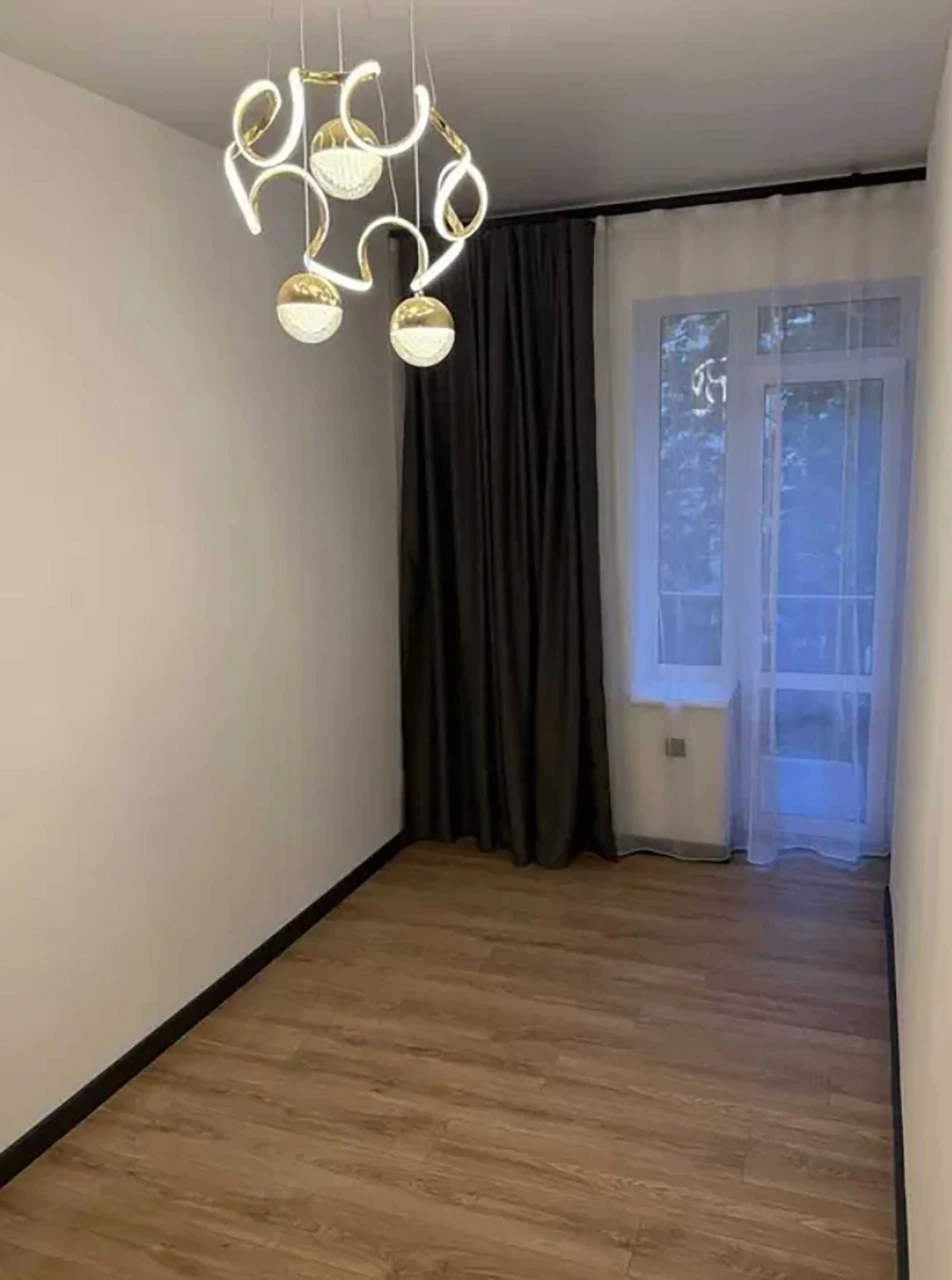OS4 Продам 3 комнатную квартиру ул.Чичибабина,9 метро Универ