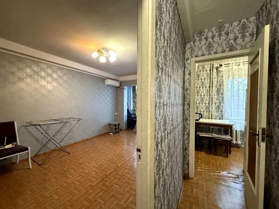 Apartment. Kyiv, Heroes of Azov Street.