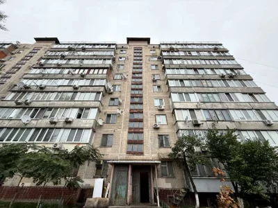 Apartment. Kyiv, Heroes of Azov Street.