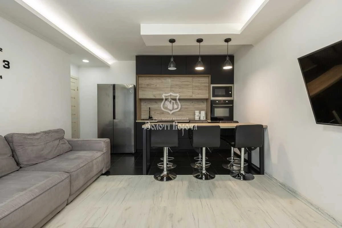 Продаж 3-кімнатної квартири 81.3 м², Правди просп., 41А