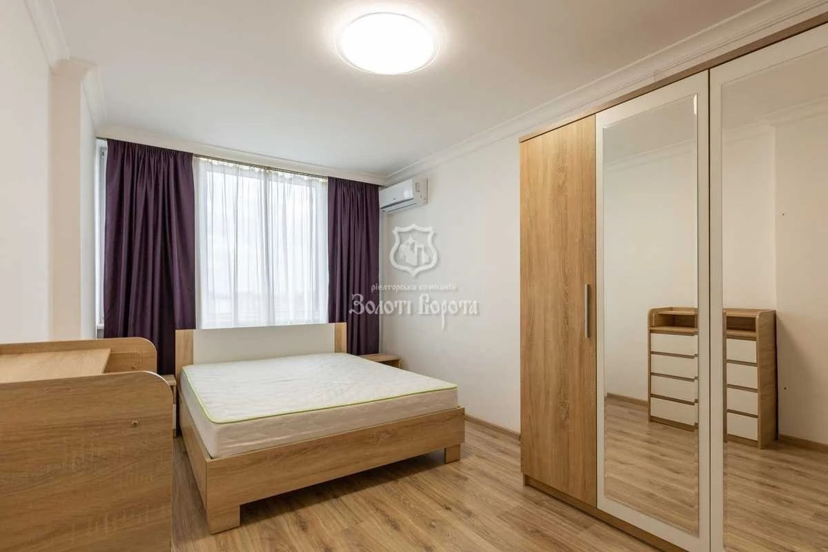 Продаж 3-кімнатної квартири 81.3 м², Правди просп., 41А