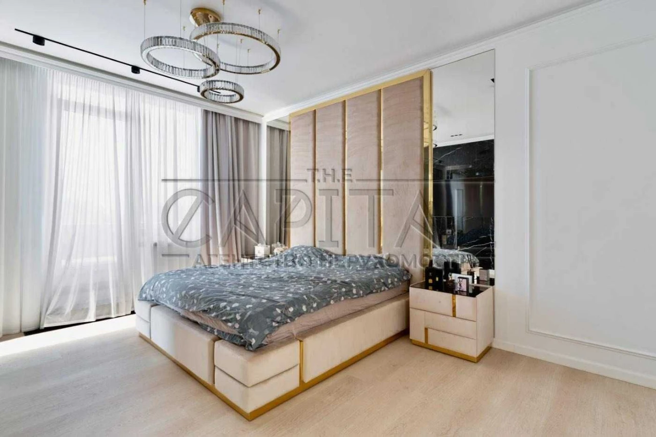 Продаж / Квартира / 137 м² / ЖК Seven / Дарницкий район