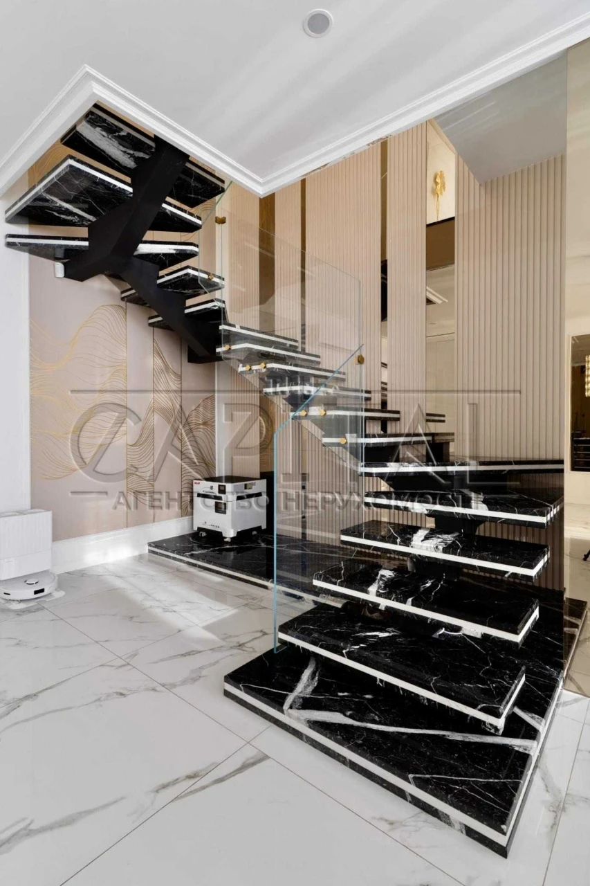 Продаж / Квартира / 137 м² / ЖК Seven / Дарницкий район