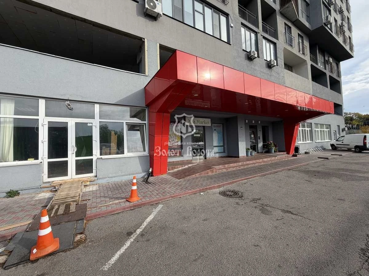 Sale of a 1-bedroom apartment 43.9 sq m, Volodymyr Brozka st.