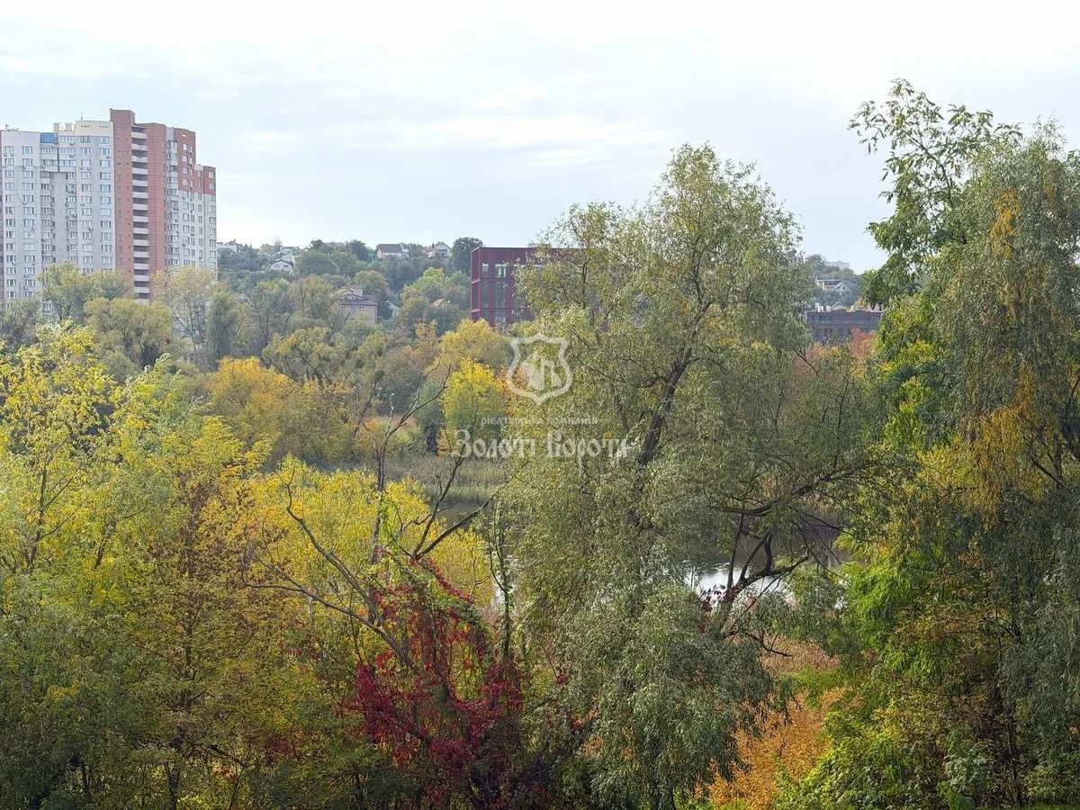 Sale of a 1-bedroom apartment 43.9 sq m, Volodymyr Brozka st.