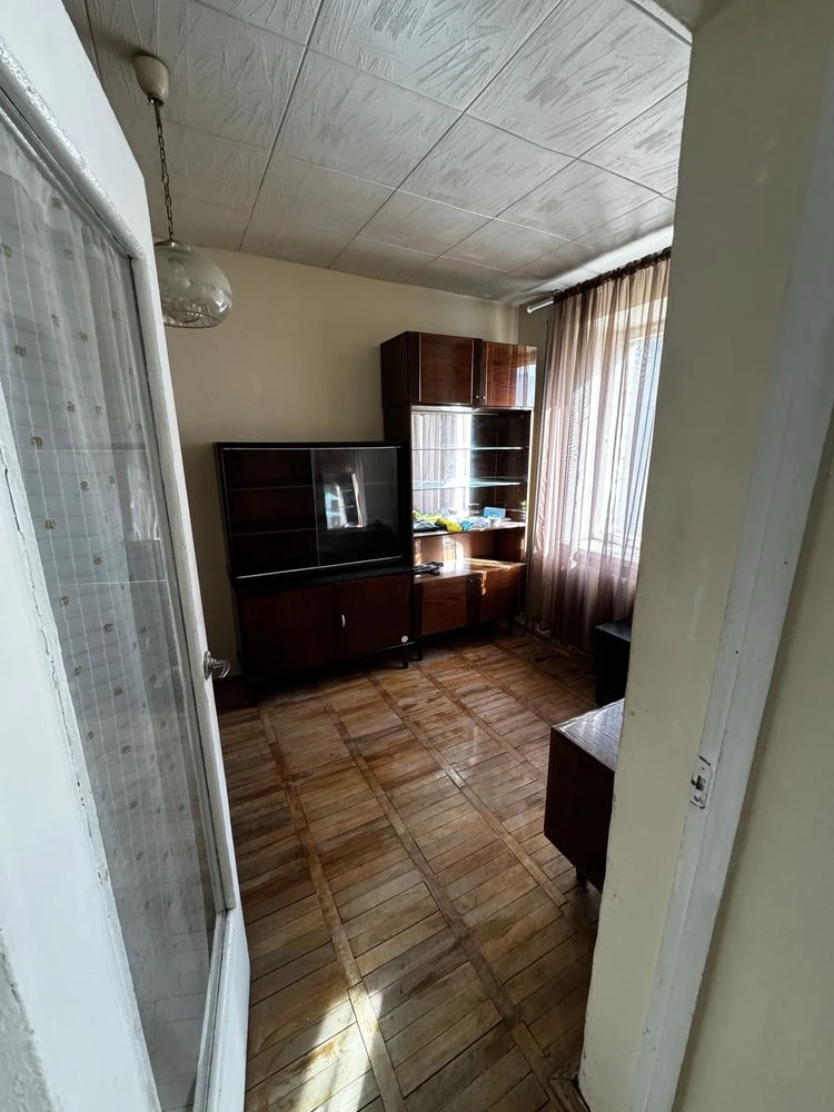 Продам 2 кімнатну квартиру, вул. Героїв Майдану
