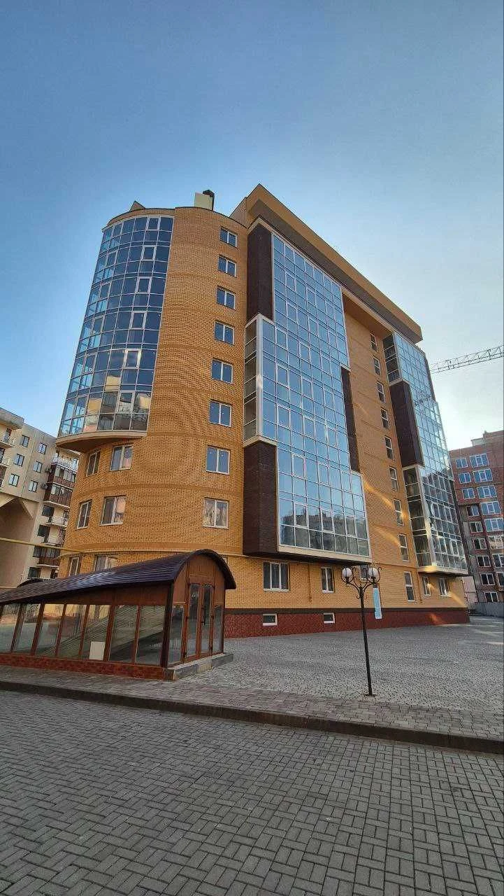 Трехкомнатная квартира в ЖК «Буковинский»