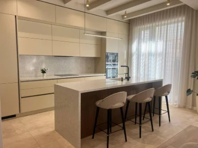 Sale of a NEW HOUSE on the 12th floor. B. Fontana, 220m²