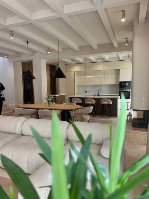 Sale of a NEW HOUSE on the 12th floor. B. Fontana, 220m²