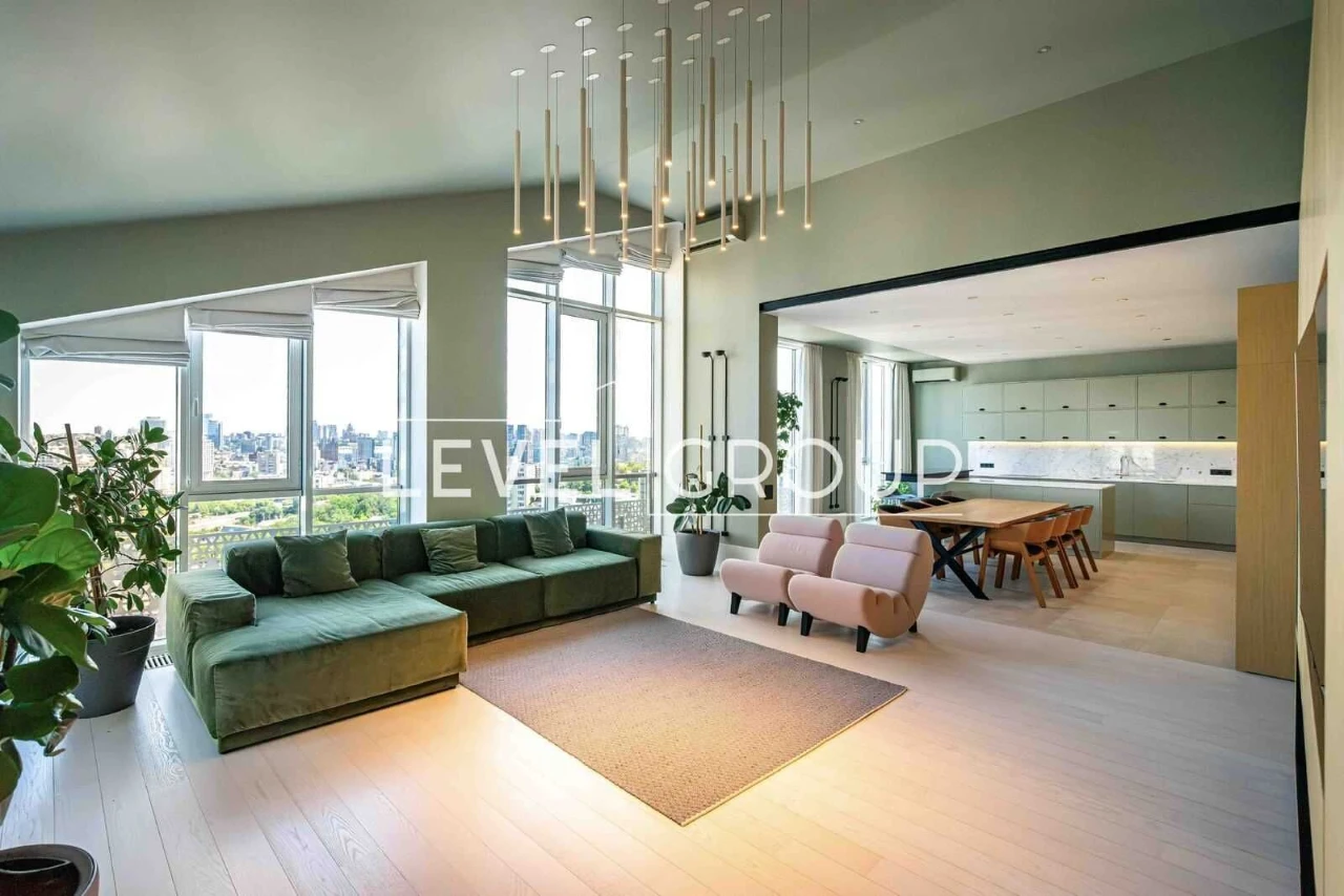 Penthouse with a private terrace in the "Kwartet" residential complex