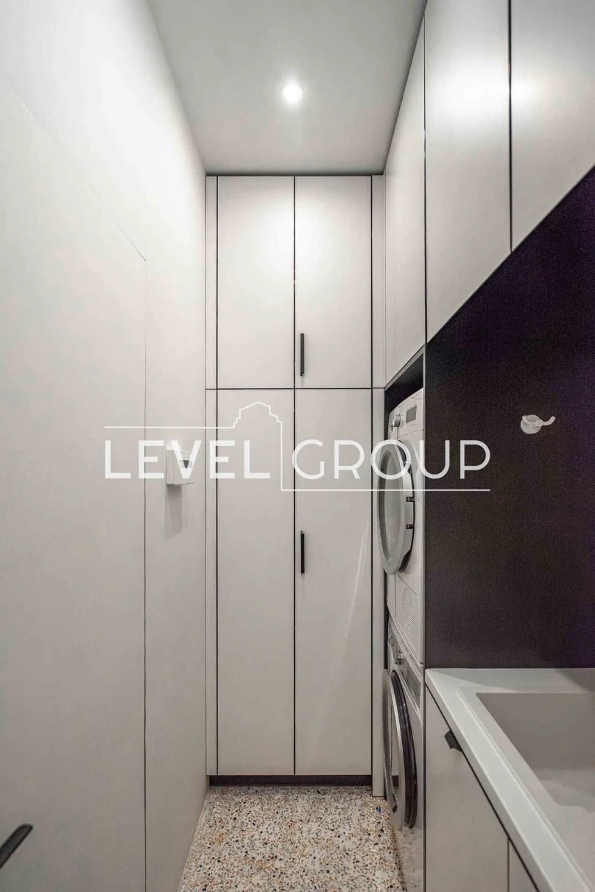 Penthouse with a private terrace in the "Kwartet" residential complex