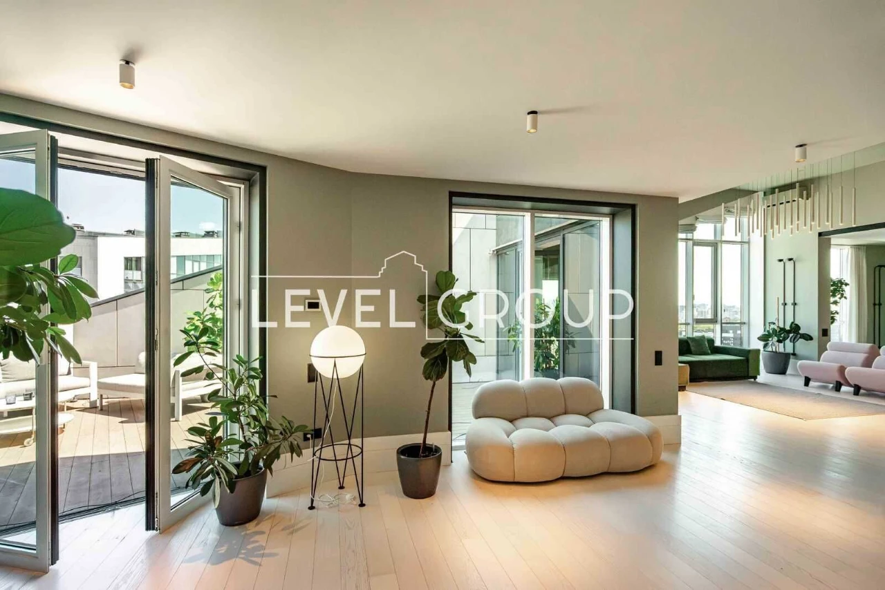 Penthouse with a private terrace in the "Kwartet" residential complex