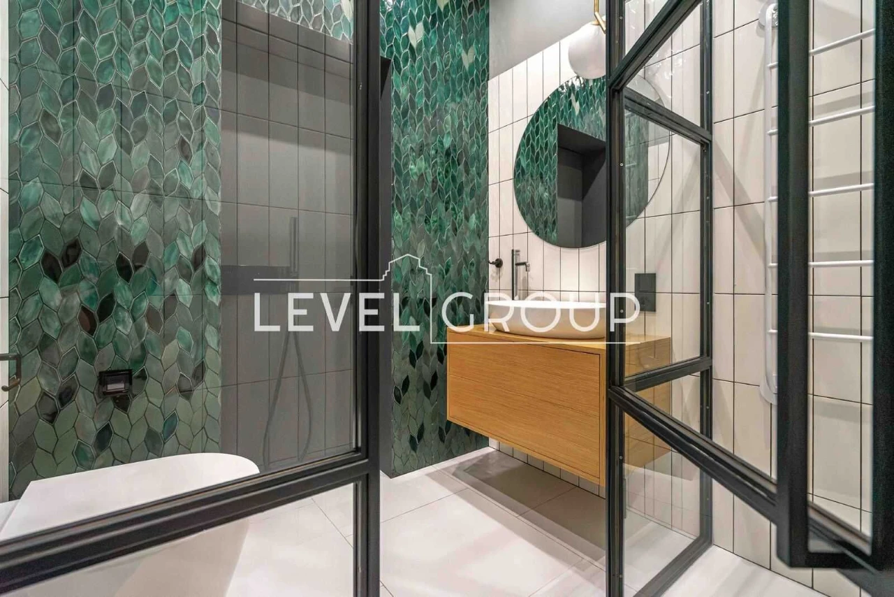 Penthouse with a private terrace in the "Kwartet" residential complex