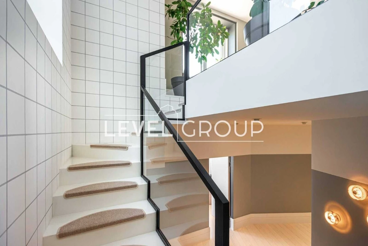 Penthouse with a private terrace in the "Kwartet" residential complex