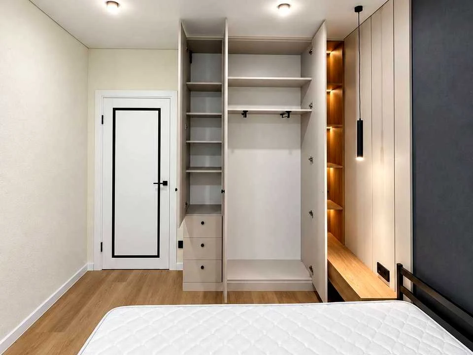 Apartment. Mira Street, Kharkiv