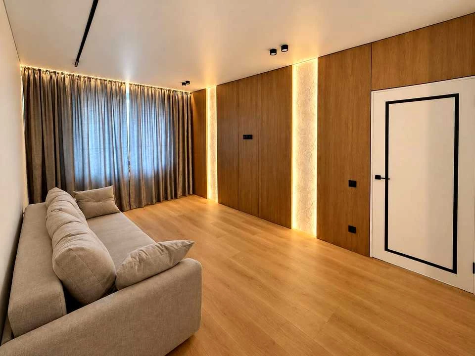 Apartment. Mira Street, Kharkiv