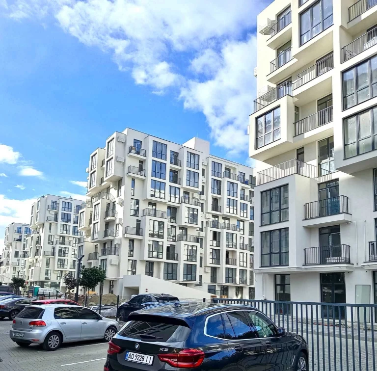Sale of 2-room apartment in residential complex V4. Uzhgorod. Owner.