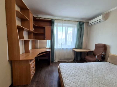 Квартира. Київ, Василя Стуса вул.