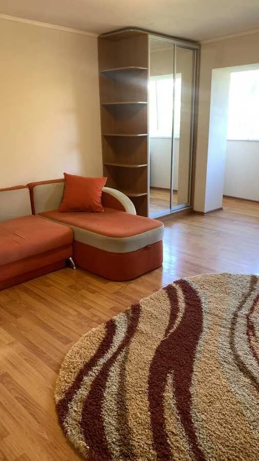Rent long-term 1-bedroom apartment in Kyiv, Desnianskyi, Bratislavska