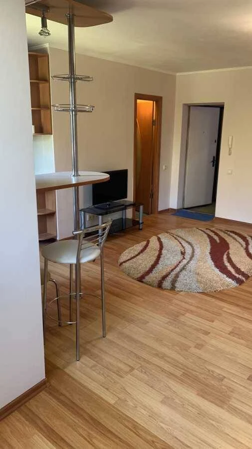 Rent long-term 1-bedroom apartment in Kyiv, Desnianskyi, Bratislavska