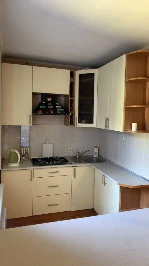 Rent long-term 1-bedroom apartment in Kyiv, Desnianskyi, Bratislavska