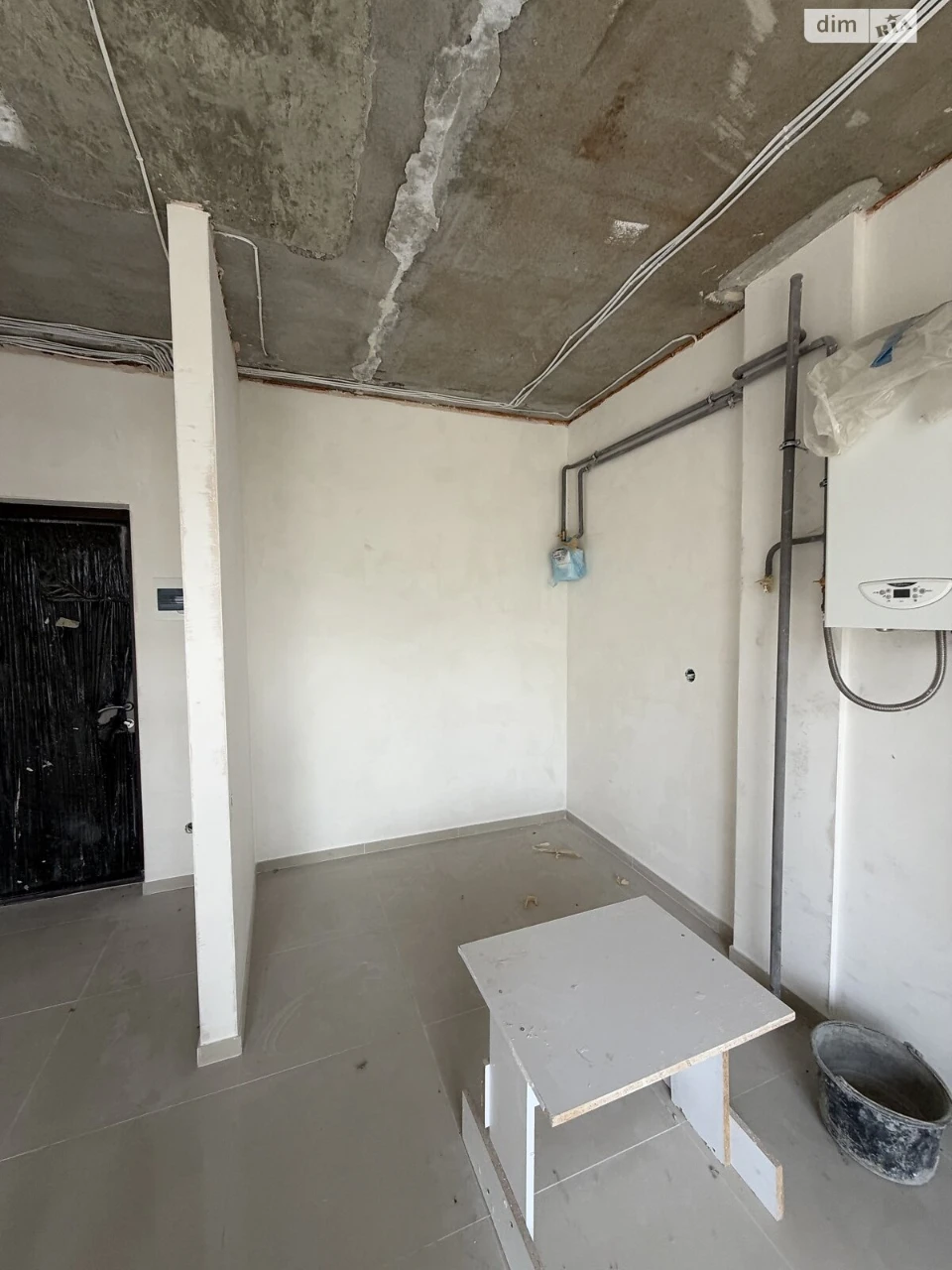 Apartment for Sale - Holosko