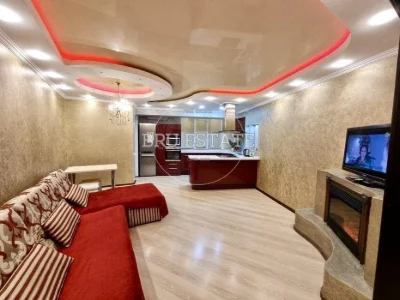 Sale of 2-room apartment, Oskorky, Renovation, Building monolithic, medium