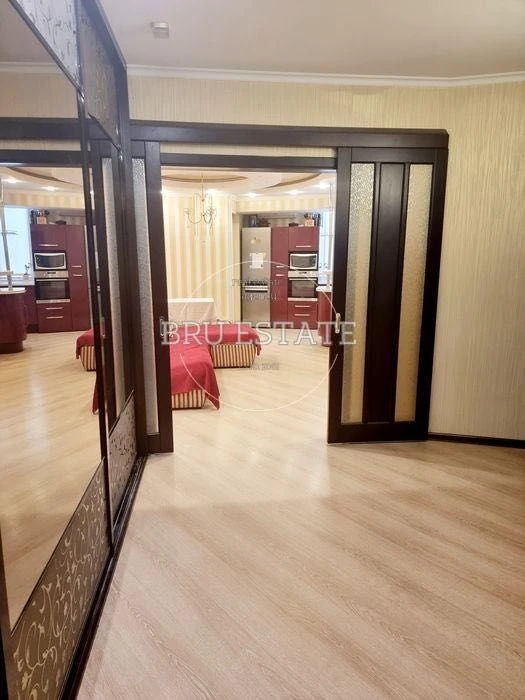 Sale of 2-room apartment, Oskorky, Renovation, Building monolithic, medium