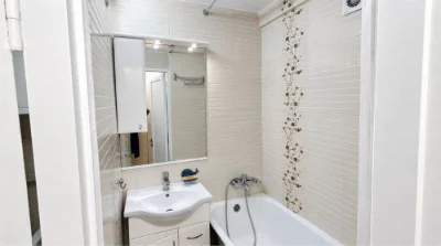 3-bedroom apartment in Cheremushki | Brick building | State property