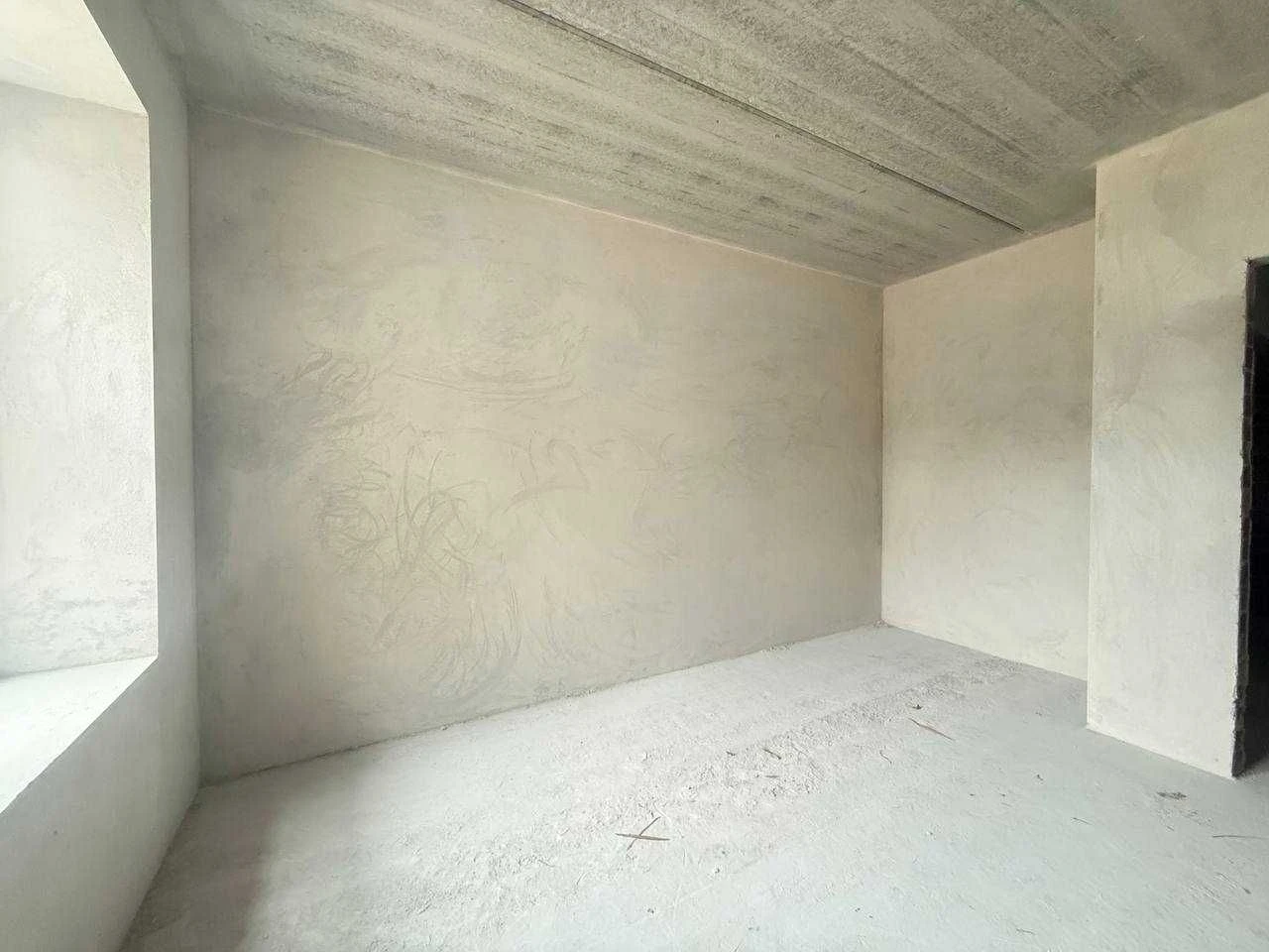 Cozy 1-bedroom apartment in the ЖК Містечко Південне residential complex