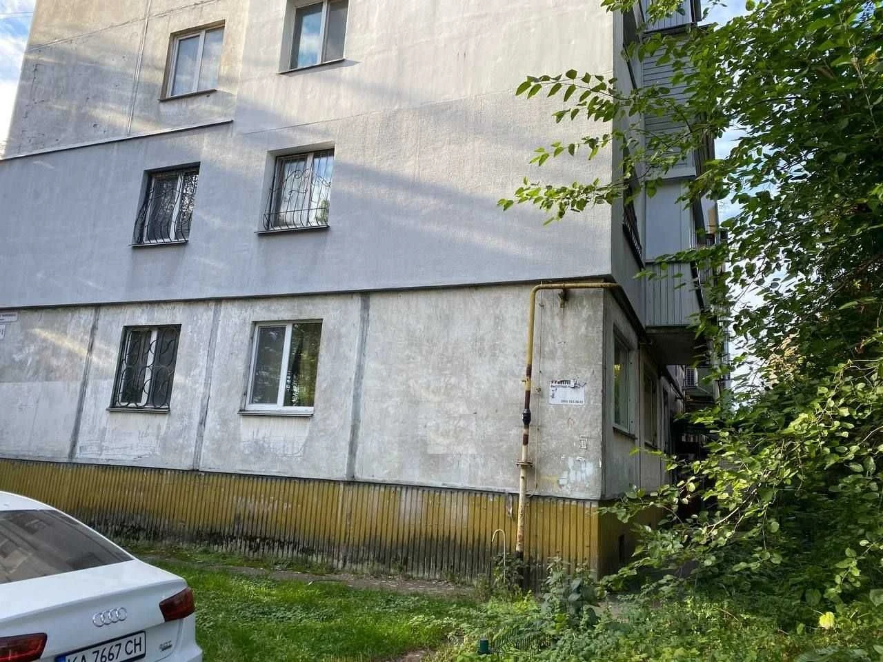 Квартира в отличном жилом состоянии с новой ванной и кухней