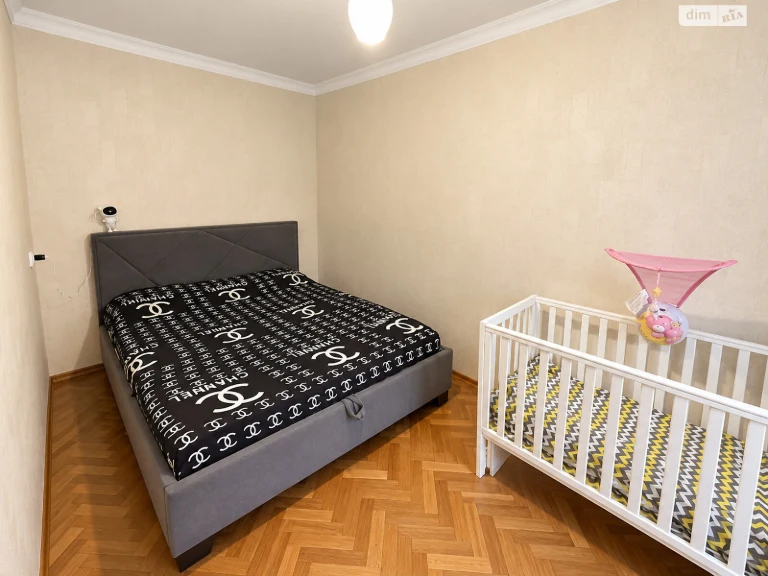 Long-Term Rental Apartment, Station