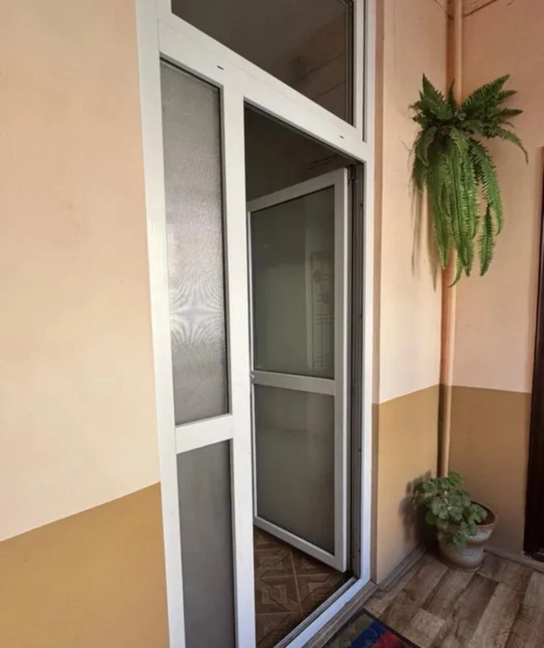 For Sale: 2-room apartment with basement on Kulisha Street FROM OWNER