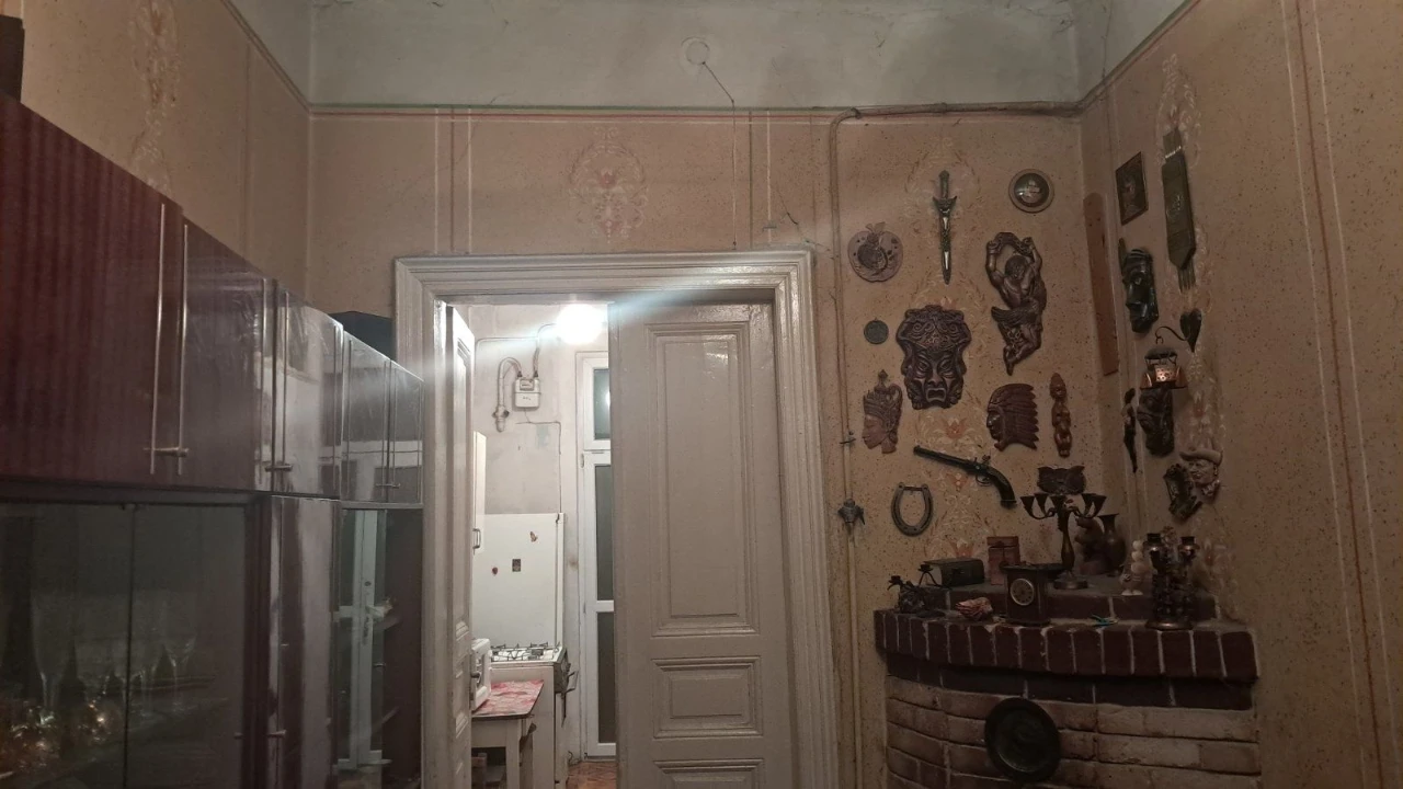 For Sale: 2-room apartment with basement on Kulisha Street FROM OWNER