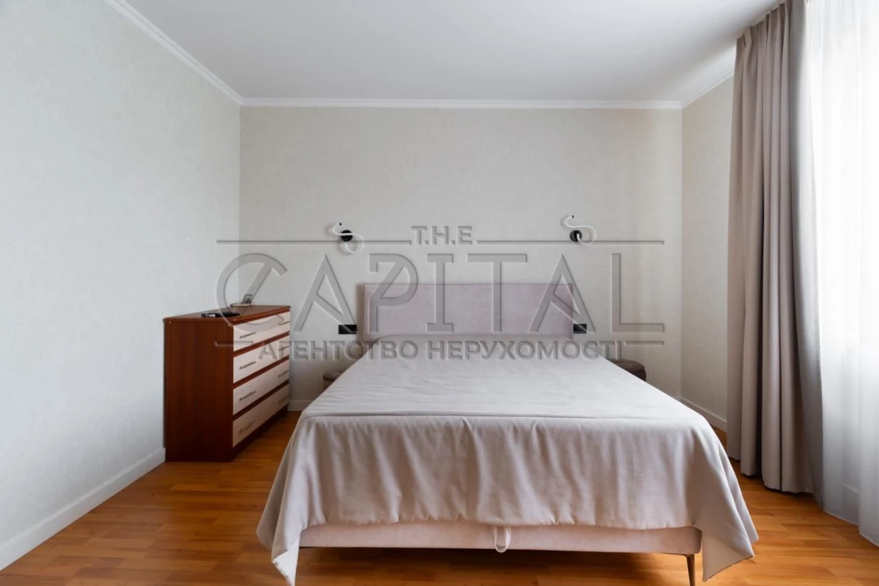 Простора 3к квартира 114м2/16 поверх, Дарницький р-н, вул. Д