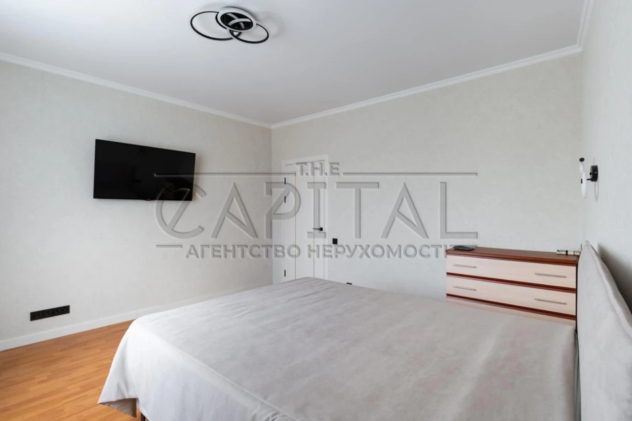 Простора 3к квартира 114м2/16 поверх, Дарницький р-н, вул. Д
